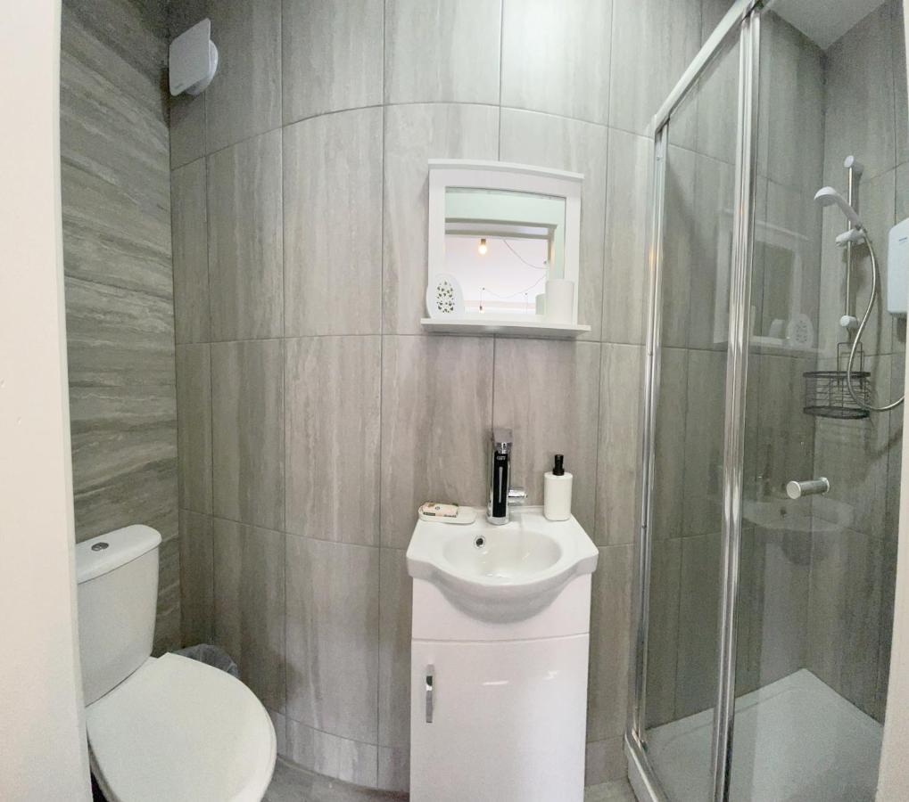 Cosy Bright Studio Apartment Close To Wembley Stadium London Exterior photo